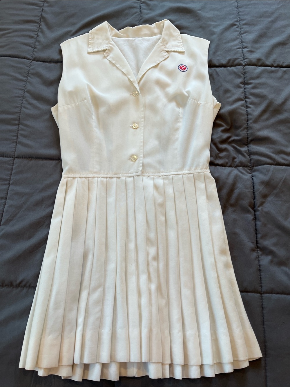 Sleeveless White Pleated Shirt Dress